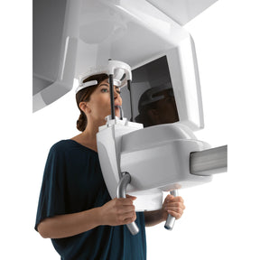 NewTom VGi Evo, the complete maxillofacial/ENT Cone Beam CT, uses an upright scanning system with no fixed seating, it provides unparalleled patient accessibility.